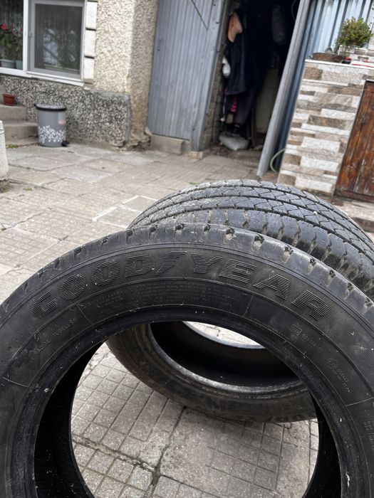 Гуми GOOD YEAR за бус