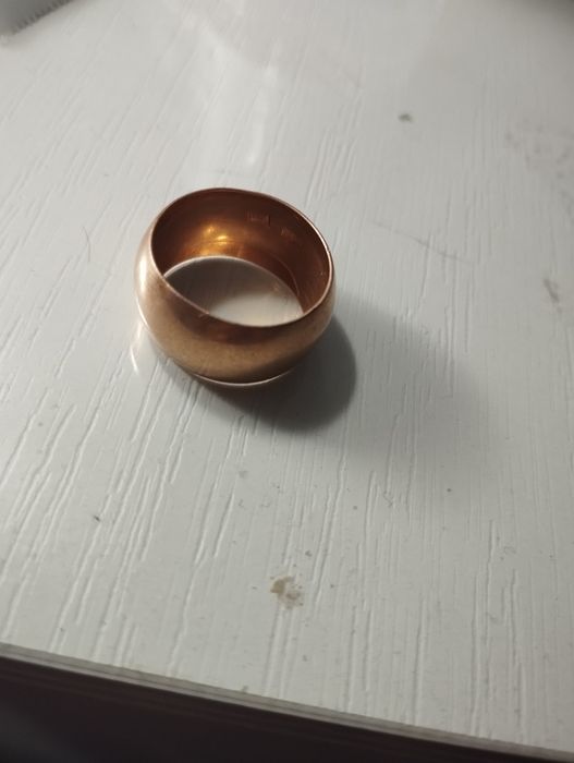 Золотое кольцо б/у 5.75гр