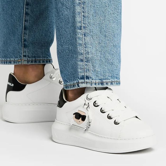 Оригинални дамски маратонки Karl Lagerfeld KAPRI KL62576T 011