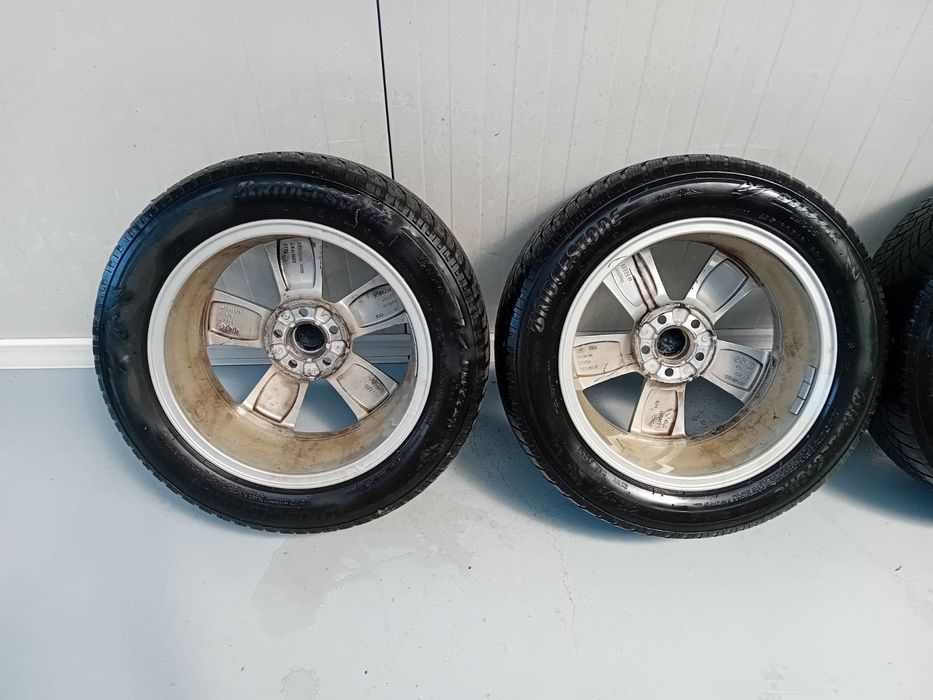 Лети Джанти Skoda 16* 5х100*57.1* 6.0J*ET35+Зимнигуми Bridgestone 195/60/16