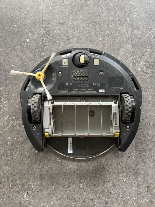 iRobot Roomba 690 Прахосмукачка робот