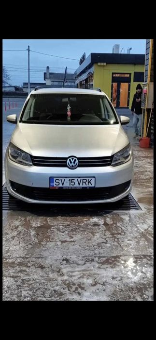 VOLKSWAGEN Touran 2011 — imagine 2