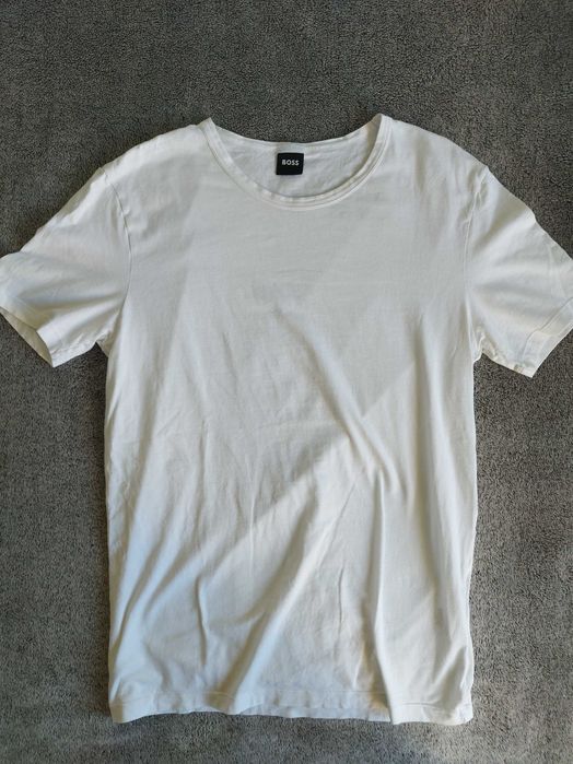 Оригинални тениски HUGO BOSS - размери M, L, XL, XXL