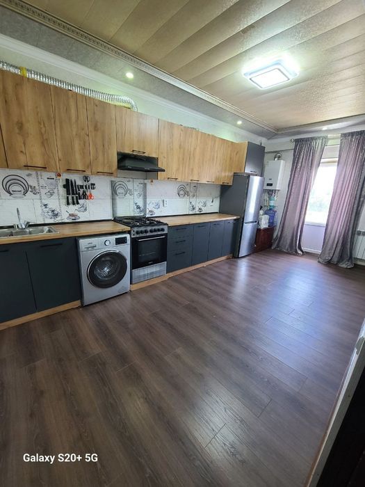 Superda 2 xonali tayor uy sotiladi barcha jixozlari oshxona mebllari