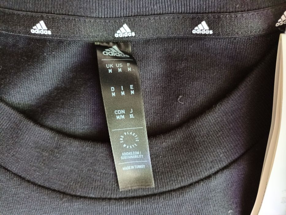Нова оригинална мъжка тениска АДИДАС,  размер М