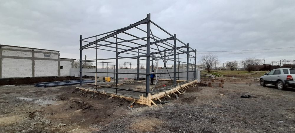 Vand hala metalica 8x30x4 Oferim garanție pe termen lung