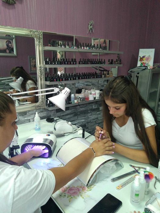 Промоция!Курсове Фризьорство,Козметика,Маникюр,Грим,Мигли-290 лв.модул