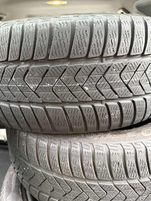 Зимни гуми , 245 45 18-цола 4 броя Run Flat