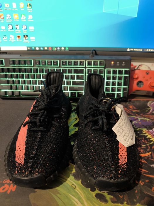 Adidas Yeezy Boost 350 V2 Red 43 1/3
