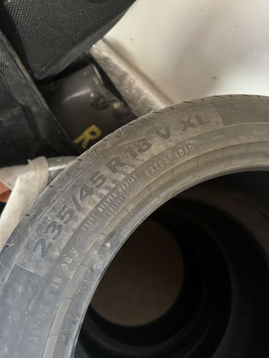 Комплект покрышек Continental R18 max contact
