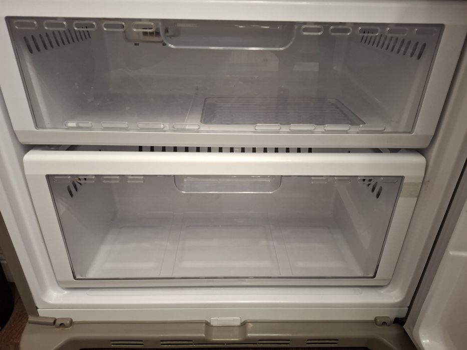Продам хололодильник Самсунг