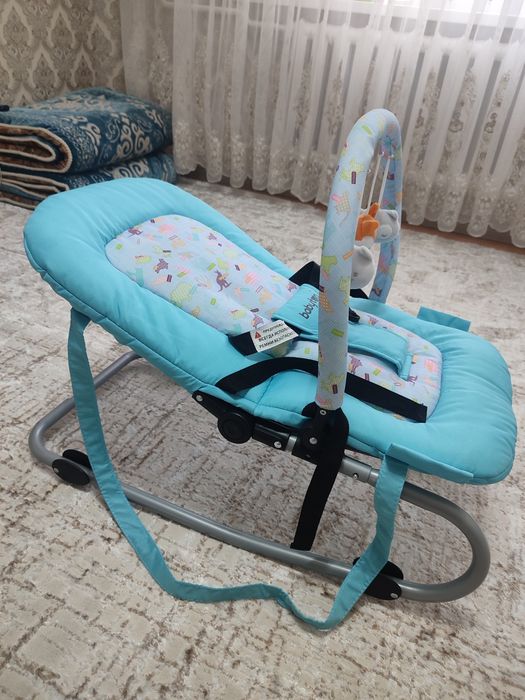 Продам шезлонг детский