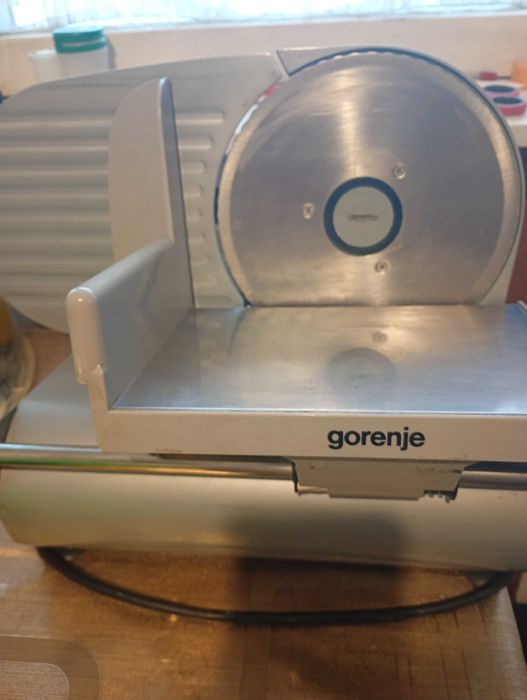 Машина за рязане на месо gorenje