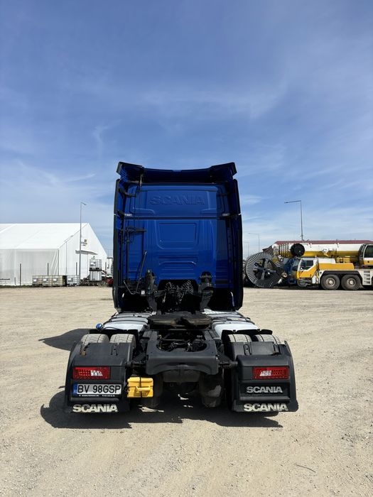 Scania R450 Mega
