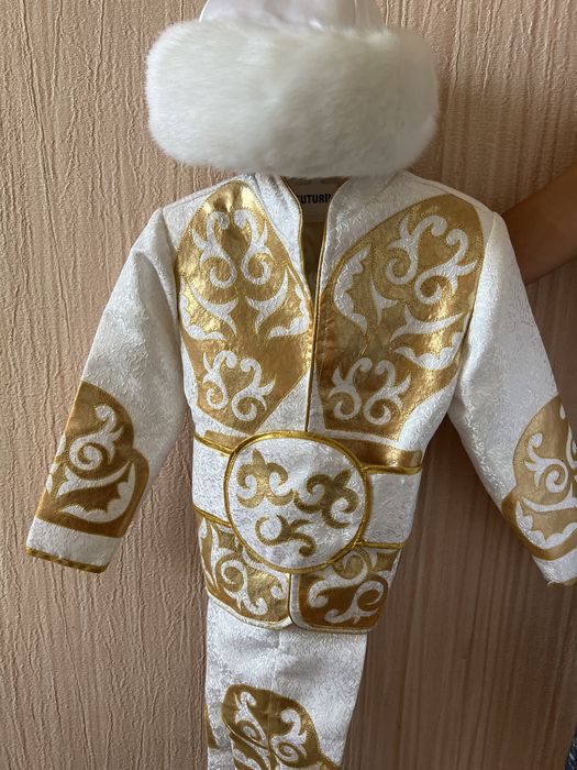 Детские костюмы