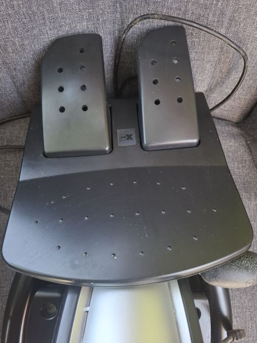 volan de gaming Serioux
