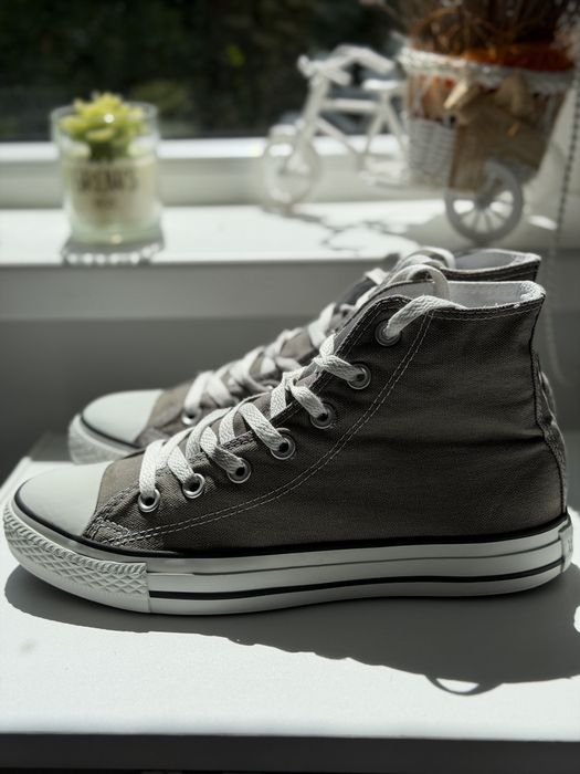 Tenși Converse Chuck Taylor All Star Înalți Gri – Mărimea 39 (24.5 cm)