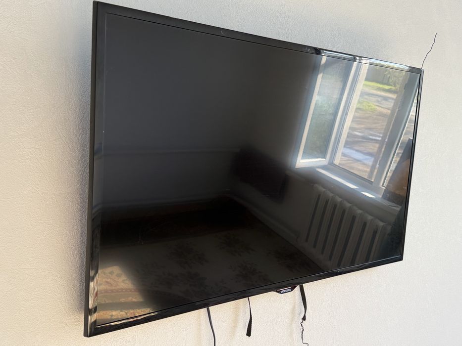 Samsung 42” Full HD телевизор, отличное состояние