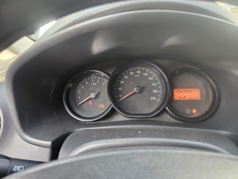 Dacia Sandero  на части