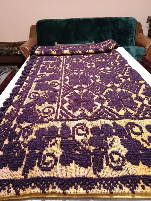 Cuvertură țesută manual