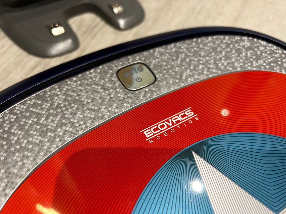 П рахосмукачка робот ECOVACS Robotics Deebot Slim Marvel Edition