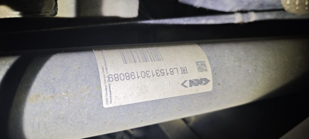 VW Touareg 2.5 TDI (7L) – На части