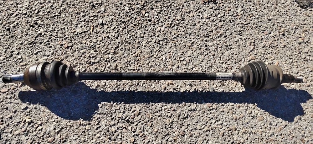 Дясна полуоска за opel astra j