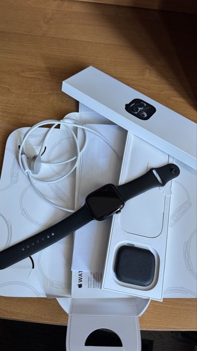 Продам apple whatch 11 46 мм