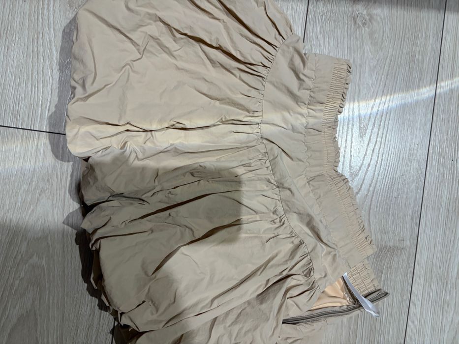 Дамска къса пола