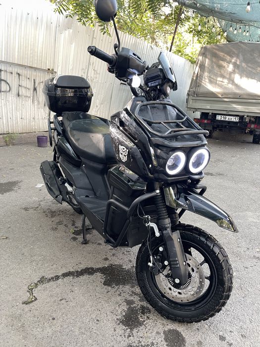 Продам Скутер TANK Новый