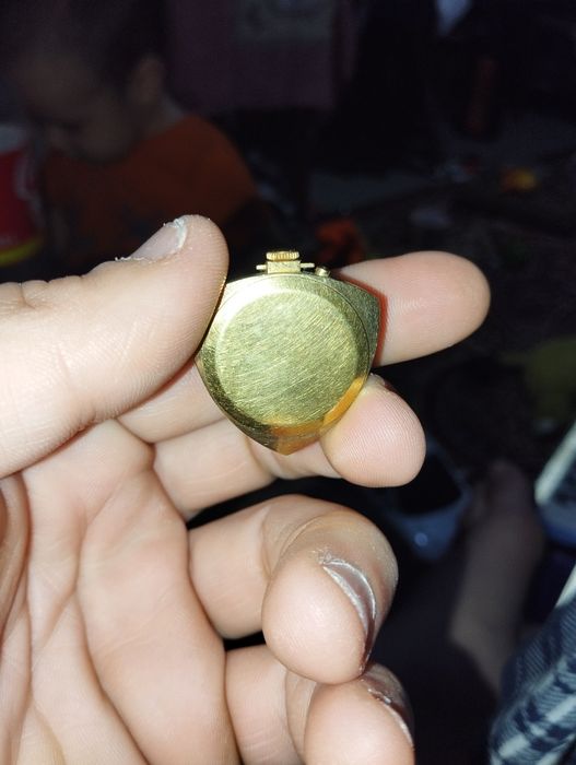 Винтажные часы-кулон/перстень «Заря» (СССР, 21 камень)