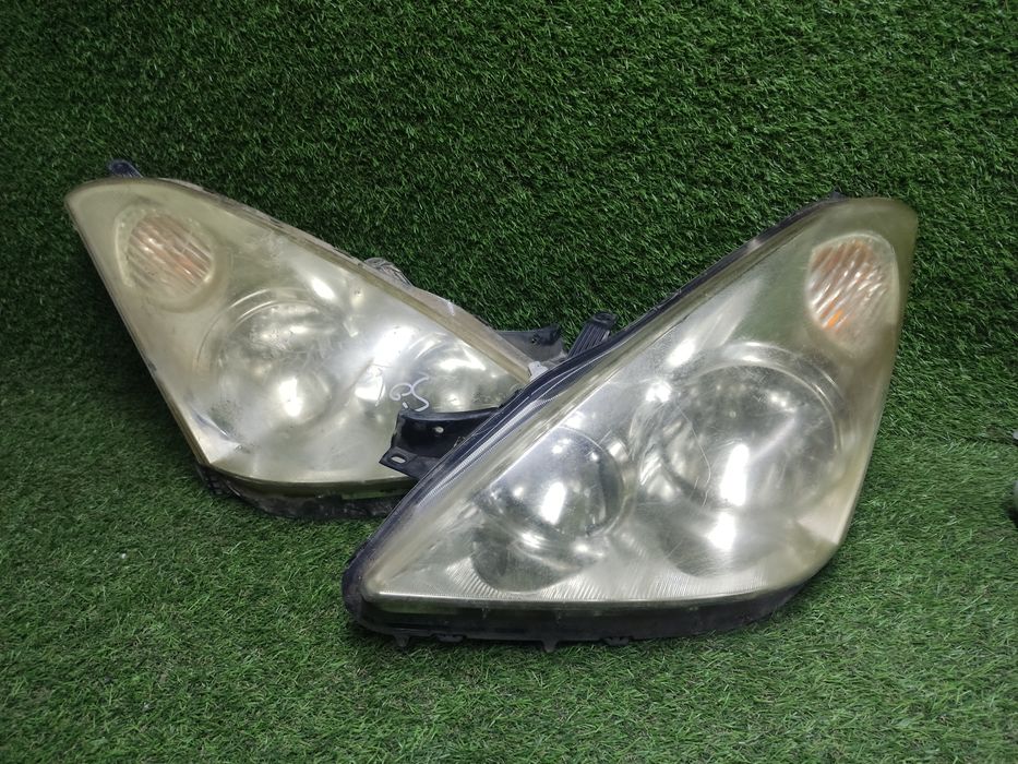 Фары Toyota wish