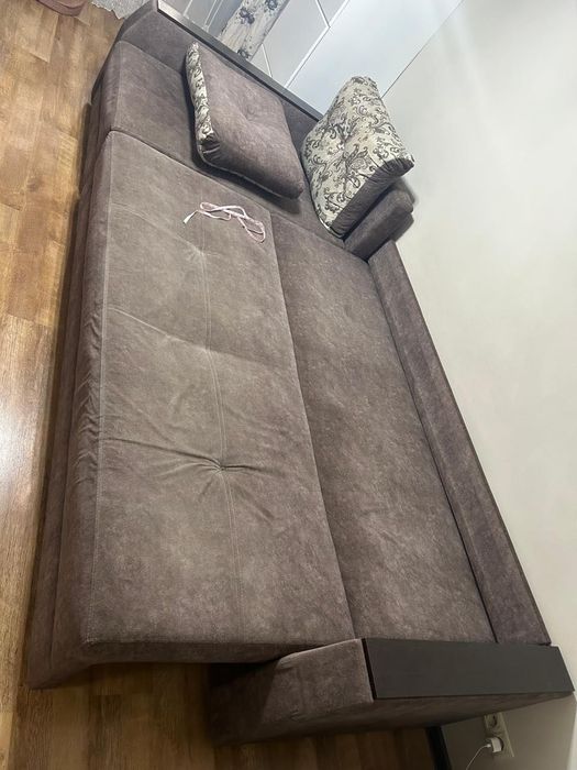 Продам Диван Б/У