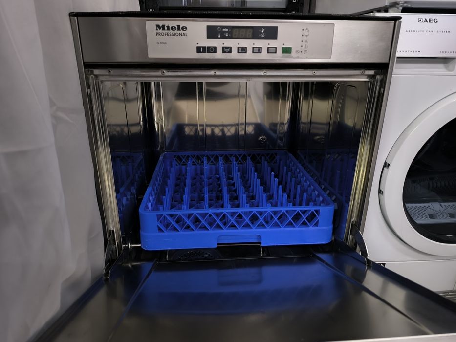 Професйонална Съдомиялна Miele G 8066