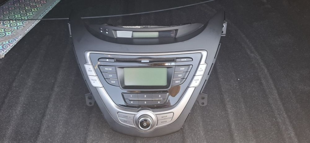 Radio cu cd hyundai elantra 2013 original