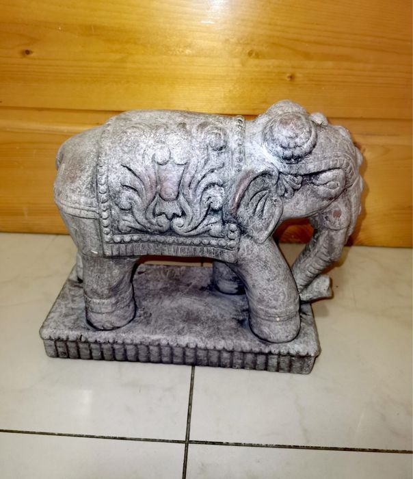 Слон фигура от керамика , декорация за къща градина офис !