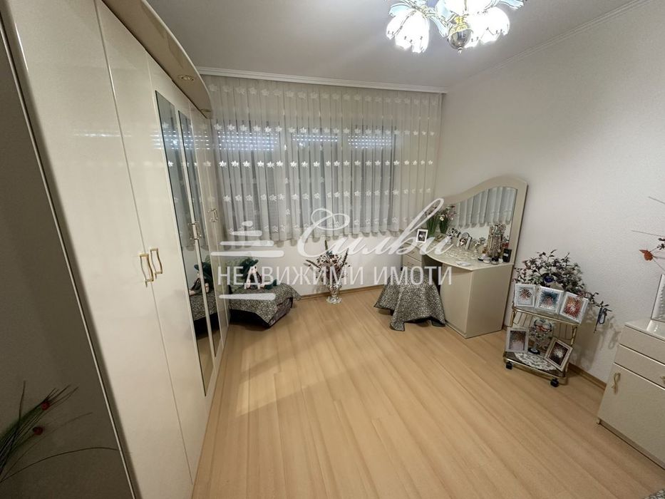 Двустаен ТУХЛЕН апартамент -  кв. Център!