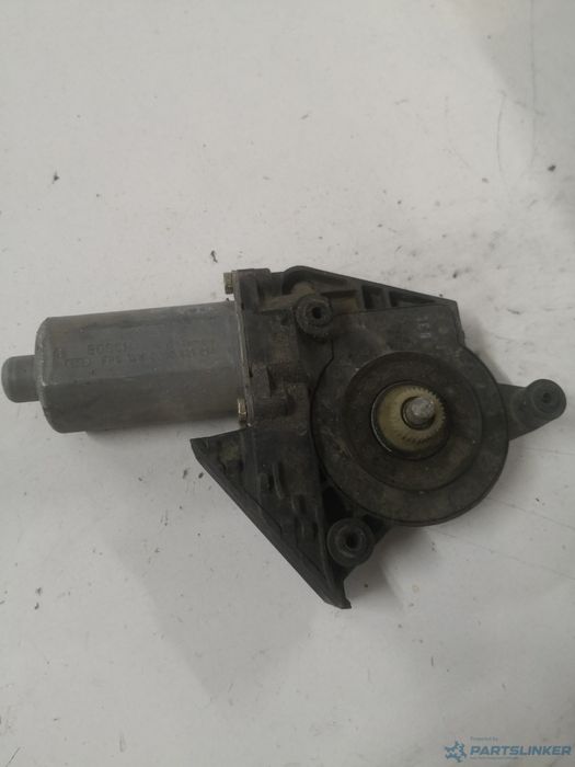 Motoras Macara Geam Dreapta Fata Skoda Superb (3U4) [ 2001 - 2008 ] Oe