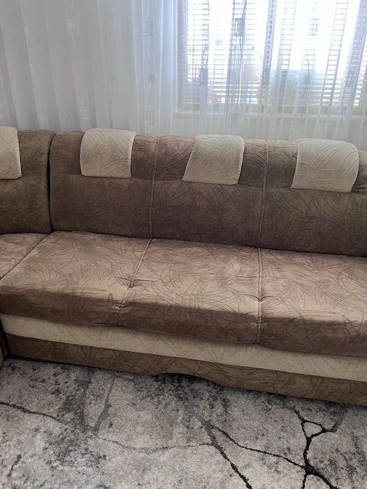 Ъглов диван с функция за разтягане