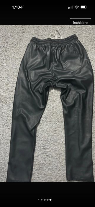 Pantaloni de la YRW din piele marimea L