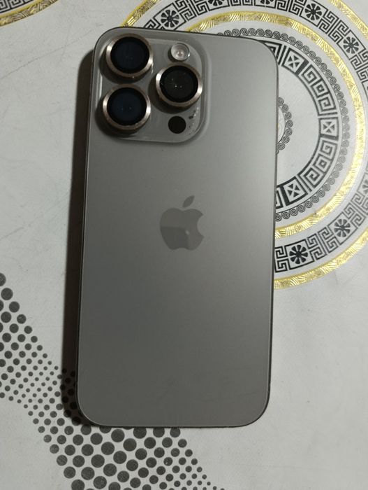 Айфон 15 про в хорошем состоянии