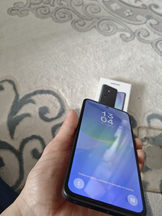 Samsung A35 телефон