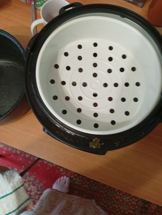 Продам мультеварку