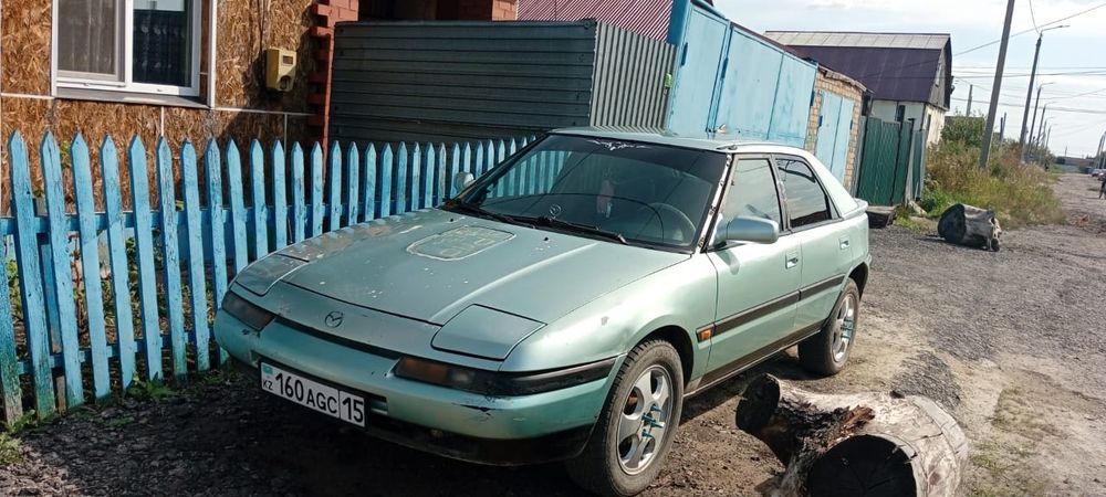 В продаже Мазда 323f