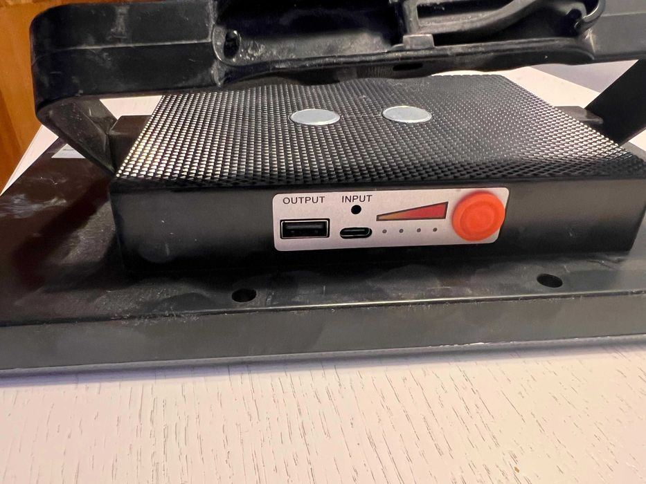 lumina cu acumulator