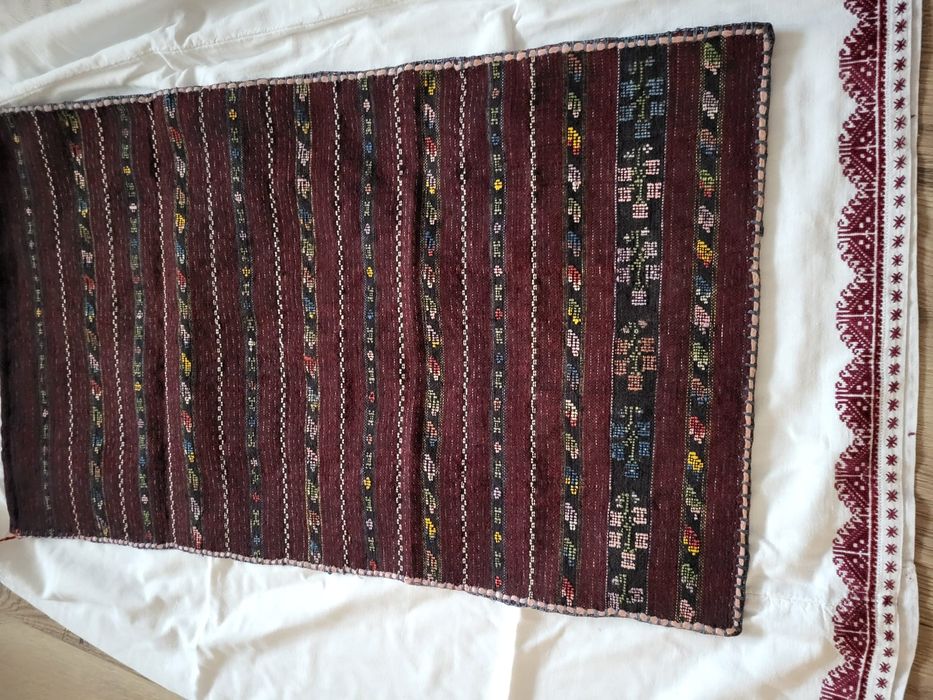 Costum tradițional oltenesc