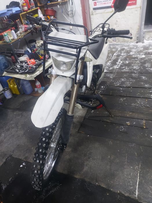 Продаю мотоцикл эндуро