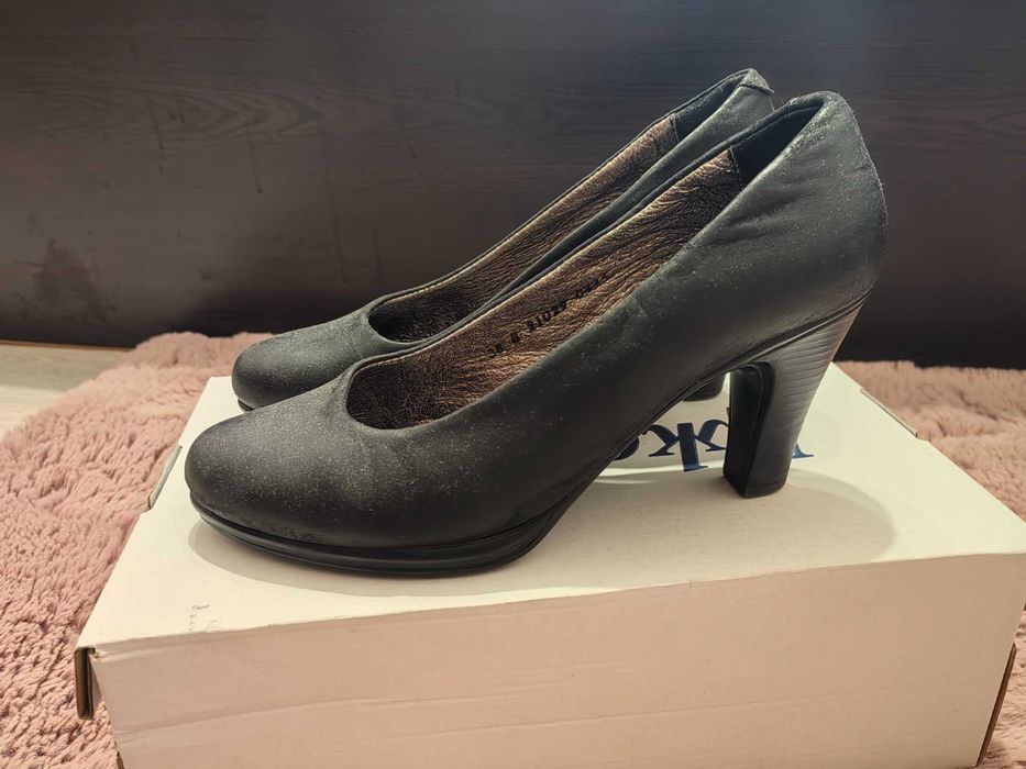 Черни Обувки на ток