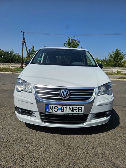 Vw touran R-LINE alb perlat bi-xenon adaptive 170 cp