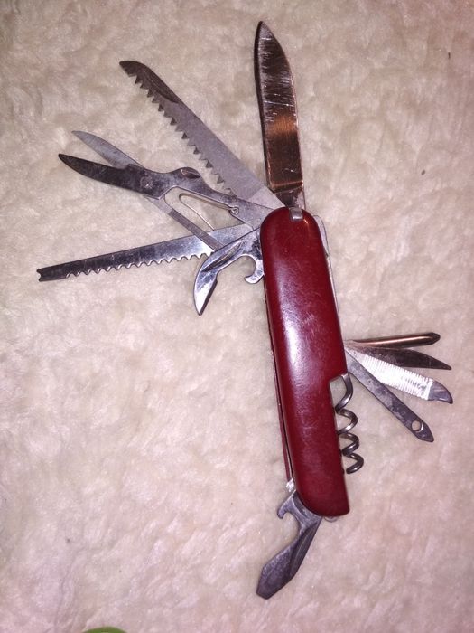 Джобно ножче